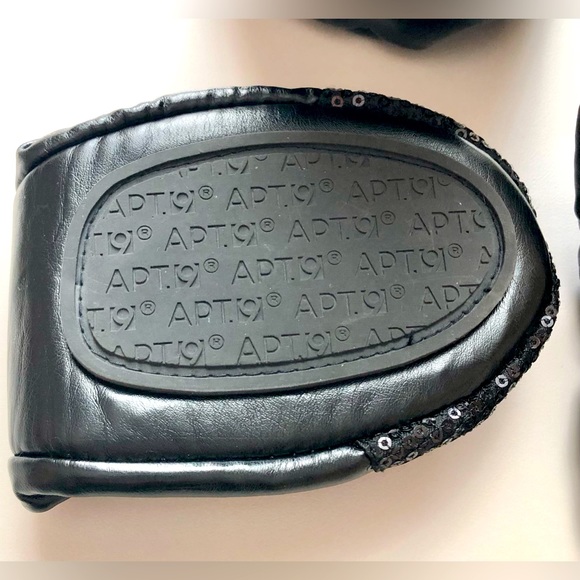 APT 9 Black Folding Ballet Flats with Storage Pouch - Picture 6 of 8